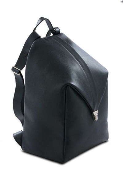 Product, Musical instrument accessory, Black, Leather, Bag, Shoulder bag, Strap, Hobo bag, 