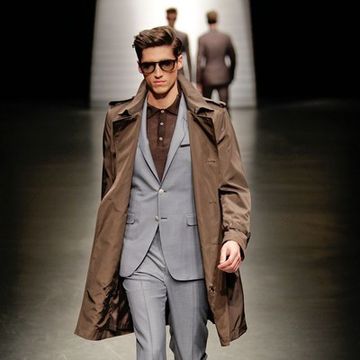 Clothing, Brown, Fashion show, Outerwear, Coat, Style, Fashion model, Collar, Runway, Jacket, 