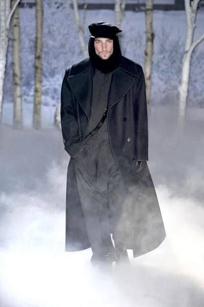 Winter, Sleeve, Coat, Textile, Standing, Overcoat, Headgear, Street fashion, Fur, Costume accessory, 
