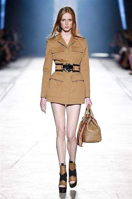 Clothing, Brown, Shoulder, Fashion show, Joint, Outerwear, Style, Bag, Fashion model, Runway, 