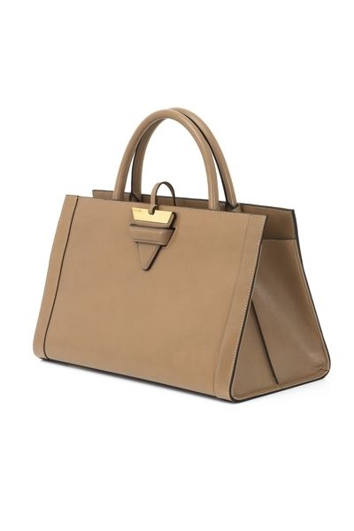 Brown, Bag, Style, Fashion accessory, Tan, Shoulder bag, Leather, Luggage and bags, Khaki, Fashion, 