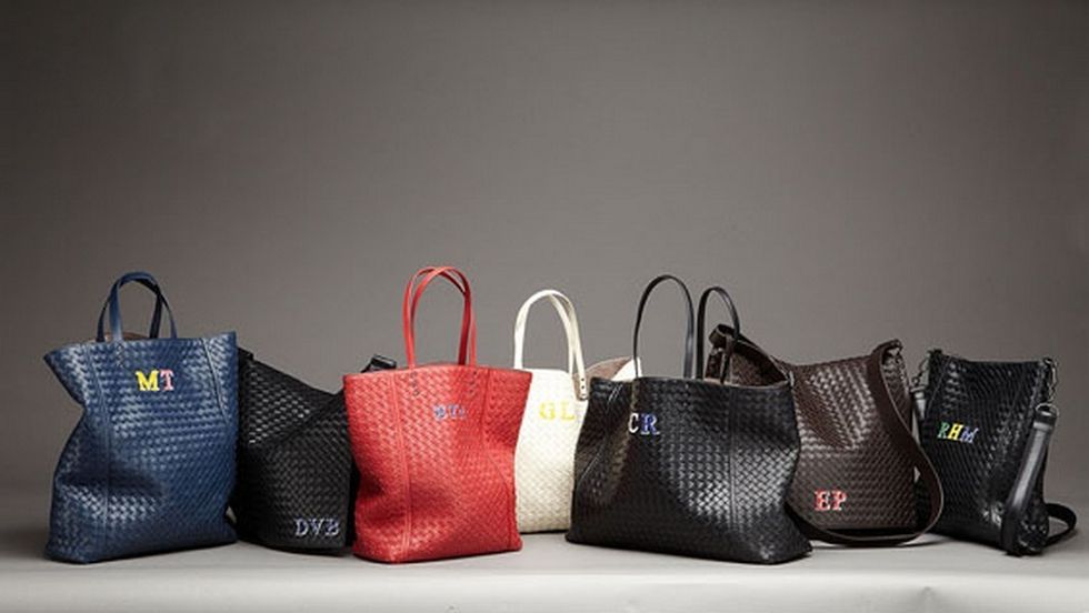 Bag, Carmine, Fashion, Shoulder bag, Grey, Material property, Strap, Still life photography, Brand, Design, 