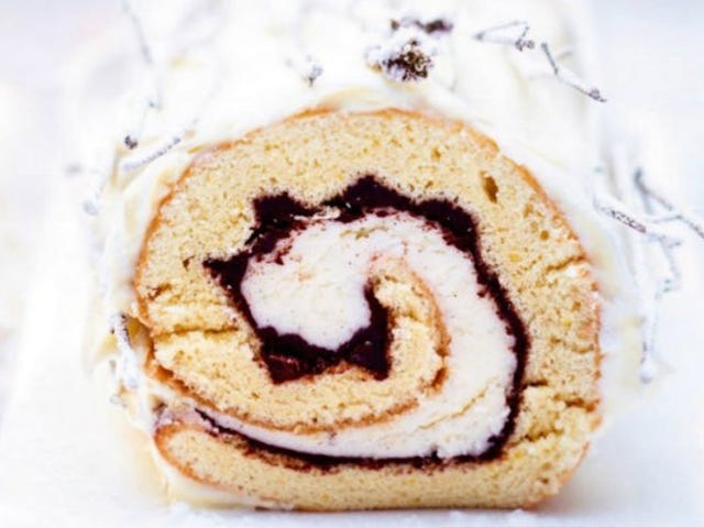 Food, Cuisine, Swiss roll, Ingredient, Roulade, Finger food, Pionono, Nut roll, Recipe, Sweetness, 