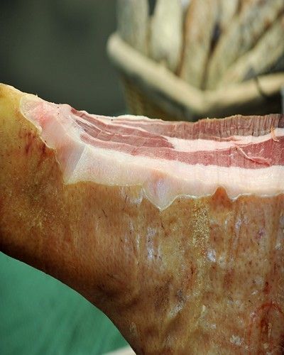 Pork, Animal product, Animal fat, Ingredient, Meat, Beef, Peach, Red meat, Flesh, Pancetta, 