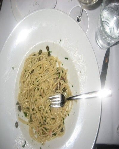 Pasta, Food, Cuisine, Dishware, Noodle, Ingredient, Spaghetti, Al dente, Chinese noodles, Glass, 