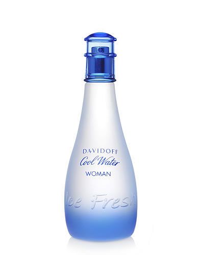 Liquid, Blue, Product, Bottle, Glass, Fluid, Drinkware, Light, Azure, Aqua, 