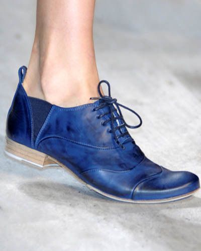 Footwear, Blue, Shoe, White, Electric blue, Fashion, Black, Tan, Majorelle blue, Cobalt blue, 