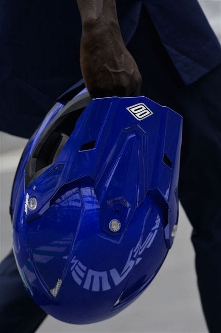 Blue, Sports equipment, Electric blue, Personal protective equipment, Cobalt blue, Helmet, Azure, Motorcycle accessories, World, Plastic, 
