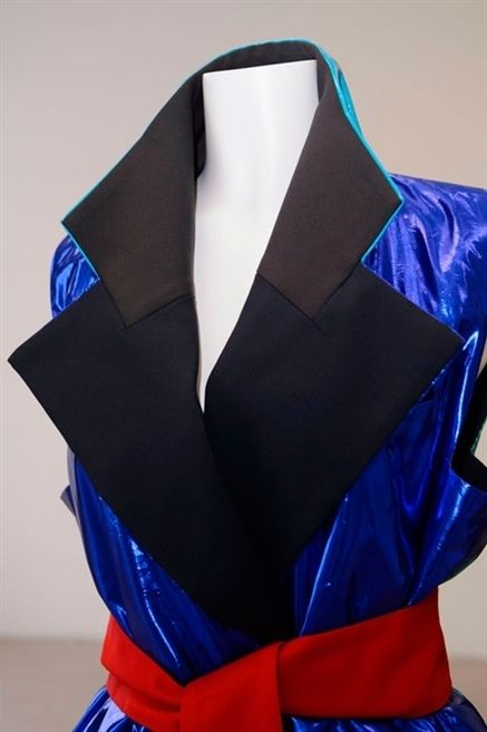 Blue, Collar, Sleeve, Electric blue, Cobalt blue, Costume design, Costume, Costume accessory, Fashion design, Silk, 