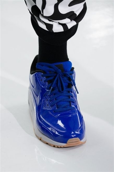 Blue, Shoe, White, Electric blue, Black, Cobalt blue, Majorelle blue, Antler, Sports gear, Walking shoe, 