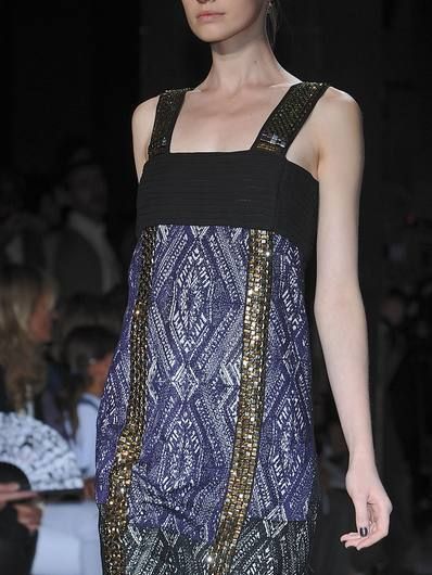Shoulder, Joint, Fashion show, Style, Fashion model, Fashion, Street fashion, Model, Day dress, Fashion design, 
