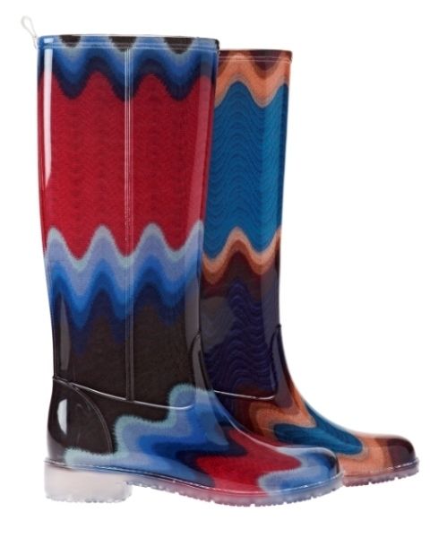 Blue, Boot, Costume accessory, Paint, Electric blue, Riding boot, Maroon, Cowboy boot, Knee-high boot, Liver, 