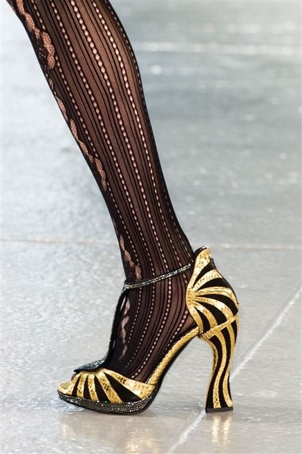 Brown, High heels, Human leg, Sandal, Basic pump, Tan, Foot, Court shoe, Close-up, Ankle, 