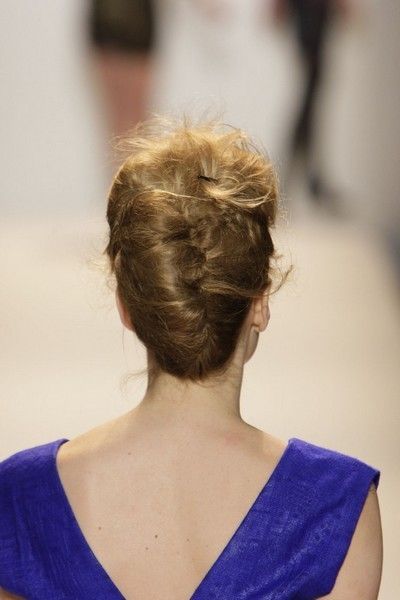 Hairstyle, Shoulder, Style, Back, Neck, Electric blue, Cobalt blue, Bun, Brown hair, Day dress, 
