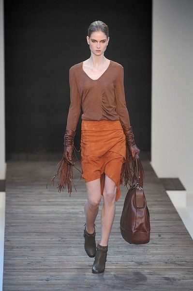 Clothing, Brown, Product, Shoulder, Textile, Human leg, Bag, Joint, Outerwear, Style, 