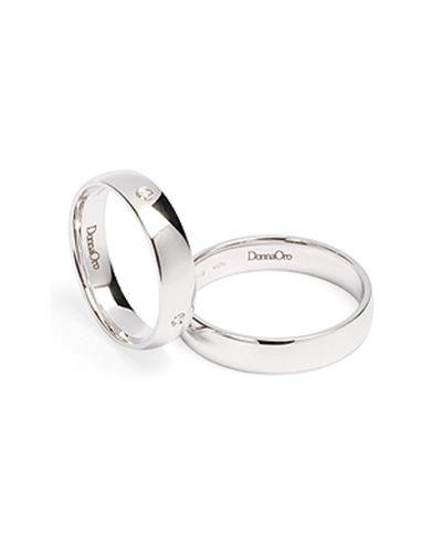 Jewellery, Fashion accessory, Ring, Pre-engagement ring, Metal, Engagement ring, Wedding ring, Gemstone, Wedding ceremony supply, Body jewelry, 