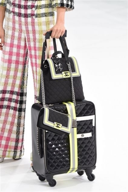 Product, Style, Luggage and bags, Bag, Fashion, Black, Pattern, Design, Strap, Baggage, 