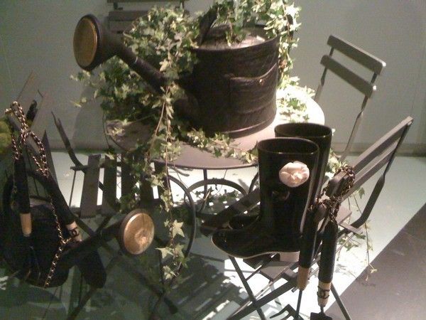 Flowerpot, Iron, Houseplant, Still life photography, 
