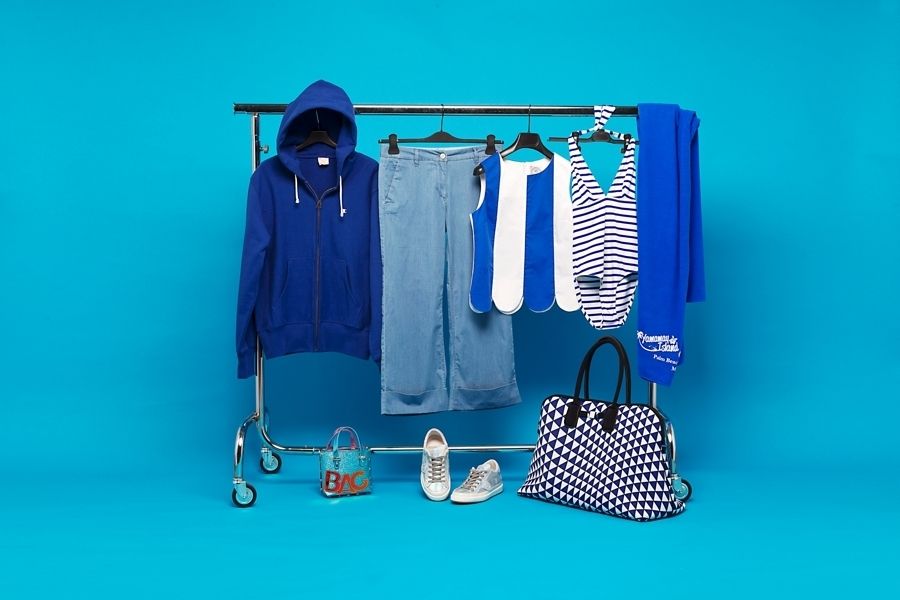 Blue, Bag, Turquoise, Luggage and bags, Teal, Electric blue, Aqua, Clothes hanger, Azure, Shoulder bag, 