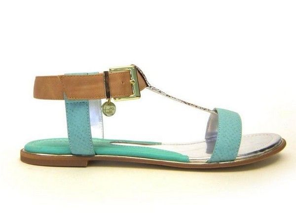 Product, Brown, Green, Teal, Turquoise, Aqua, Tan, Beige, Natural material, Fashion design, 