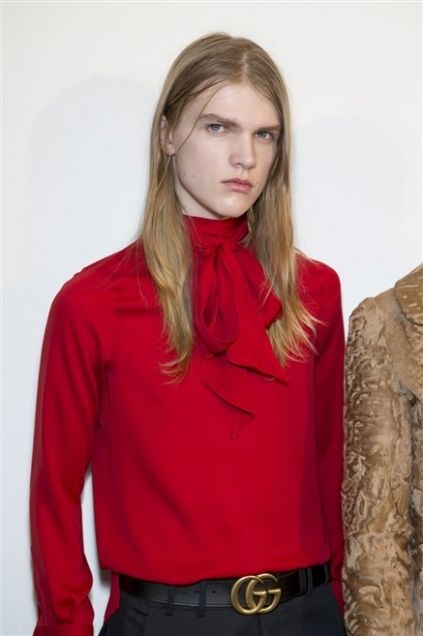 Lip, Hairstyle, Collar, Sleeve, Shoulder, Textile, Joint, Red, Style, Pocket, 