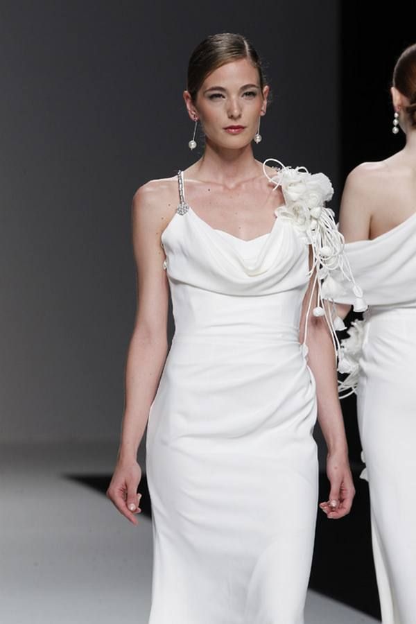 Clothing, Hairstyle, Dress, Shoulder, Joint, White, Gown, Formal wear, Style, Fashion model, 