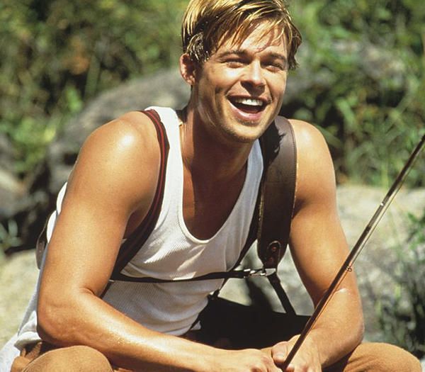 Sleeveless shirt, Hand, People in nature, Elbow, Chest, Muscle, Sitting, Trunk, Undershirt, Active tank, 