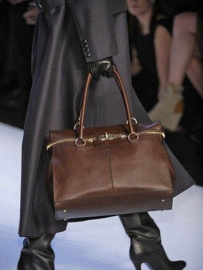 Brown, Product, Bag, Textile, Style, Luggage and bags, Fashion accessory, Leather, Tan, Shoulder bag, 