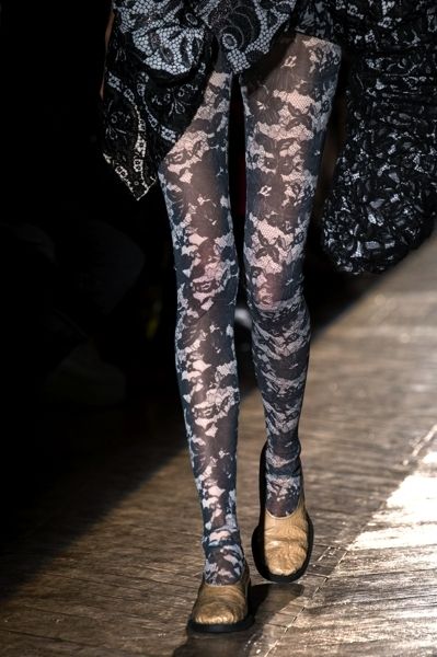 Human leg, Fashion, Thigh, Calf, Silver, Leather, Fashion design, Tights, Camouflage, Ankle, 