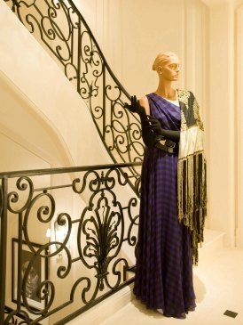 Clothing, Dress, Formal wear, Stairs, One-piece garment, Handrail, Gown, Baluster, Iron, Day dress, 