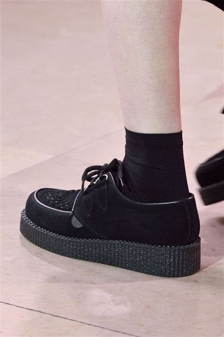 Black, Grey, Sock, Ankle, Synthetic rubber, Walking shoe, Shadow, Balance, 
