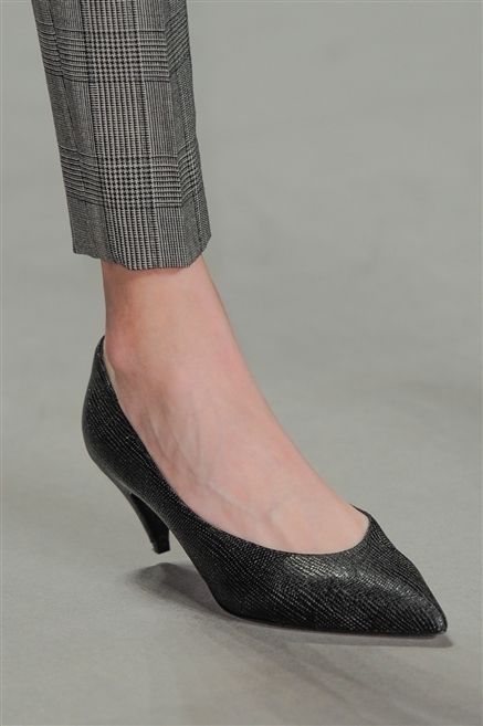 Human leg, Joint, Style, High heels, Fashion, Black, Foot, Grey, Basic pump, Sandal, 