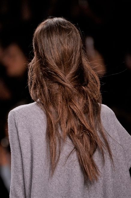 Clothing, Brown, Hairstyle, Sleeve, Shoulder, Style, Back, Fashion, Long hair, Brown hair, 