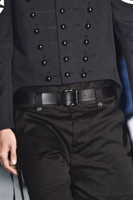 Sleeve, Collar, Joint, Pocket, Waist, Belt buckle, Fashion, Button, Belt, Cuff, 
