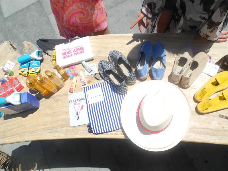Basket, Box, Collection, Plastic, Outdoor shoe, Walking shoe, 