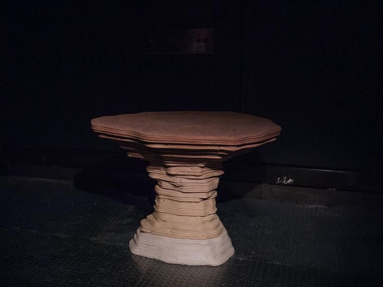 Darkness, Tan, Beige, Still life photography, Artifact, Carving, Pedestal, Creative arts, Clay, 