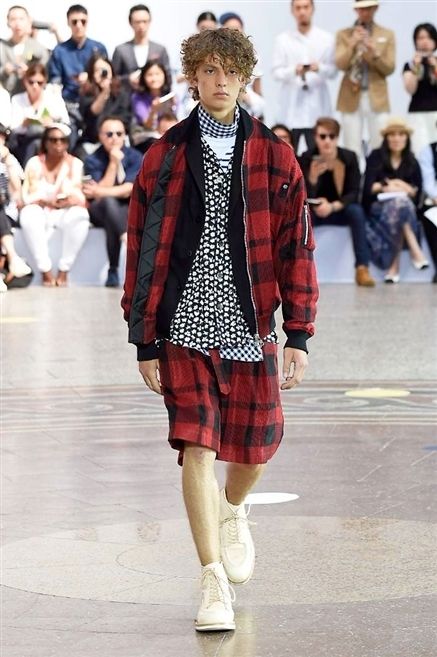 Footwear, People, Fashion show, Sleeve, Event, Shoulder, Plaid, Runway, Outerwear, Pattern, 