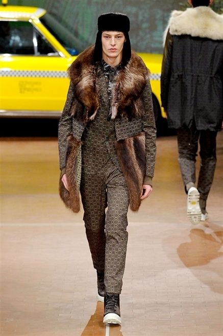 Winter, Fashion show, Textile, Jacket, Outerwear, Runway, Taxi, Style, Fashion model, Fur clothing, 