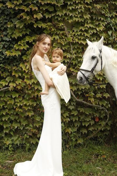 Human, Horse, Dress, Interaction, People in nature, Working animal, Love, Gown, Bridal clothing, Wedding dress, 