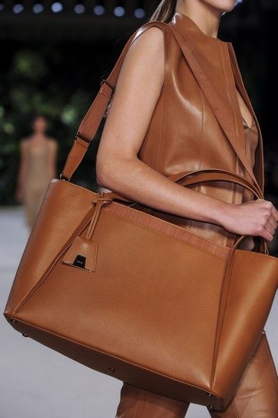 Brown, Shoulder, Textile, Bag, Joint, Style, Khaki, Amber, Orange, Fashion accessory, 