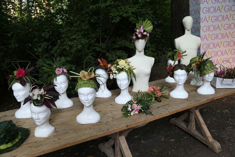 Flower, Petal, Artifact, Flowerpot, Vase, Flower Arranging, Floral design, Floristry, Artificial flower, Porcelain, 