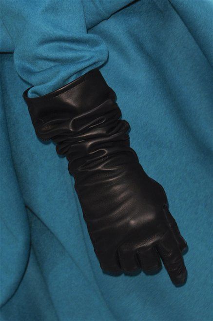 Safety glove, Glove, Leather, Formal gloves, Cuff, Gesture, 