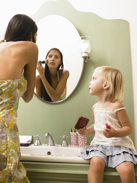 Hair, Bathroom sink, Plumbing fixture, Mirror, Baby & toddler clothing, Tap, Sink, Beauty, Interior design, Plumbing, 