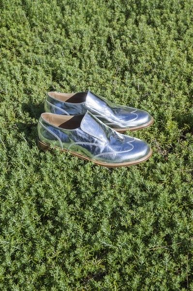 Electric blue, Dress shoe, Silver, Natural material, Dancing shoe, Walking shoe, Artificial turf, 
