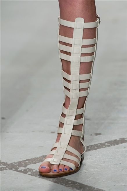 Human leg, Joint, Pink, Carmine, Toe, Foot, Fashion, Sock, Street fashion, Ankle, 