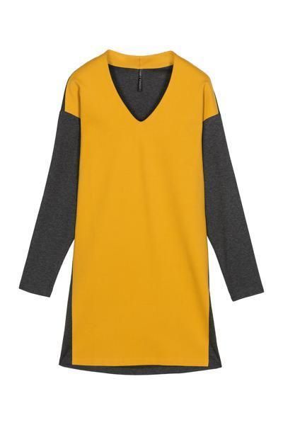 Yellow, Collar, Sleeve, Textile, Orange, Formal wear, Amber, Uniform, Blazer, Electric blue, 