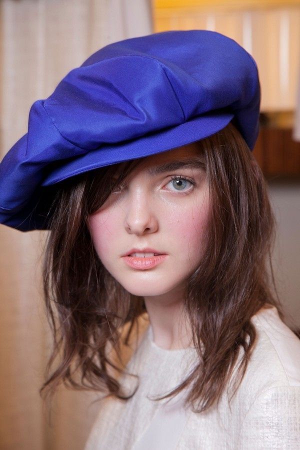 Blue, Lip, Headgear, Electric blue, Costume accessory, Fashion, Eyelash, Cobalt blue, Long hair, Street fashion, 