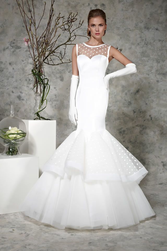 Clothing, Dress, Sleeve, Shoulder, Textile, Photograph, Bridal clothing, Joint, Wedding dress, White, 