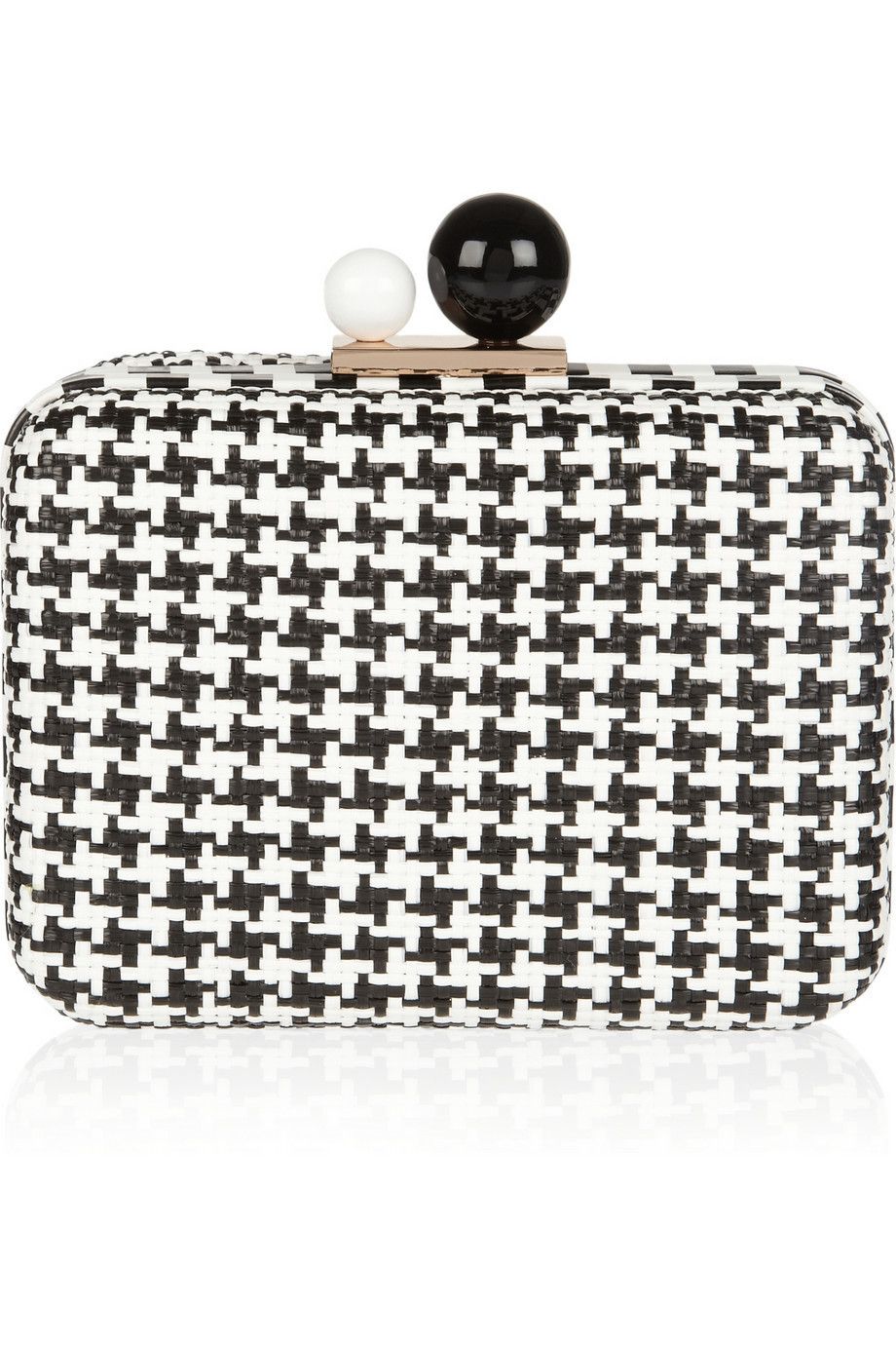 Rectangle, Home accessories, Circle, Baggage, Ball, Basket, Sphere, Wicker, Storage basket, 