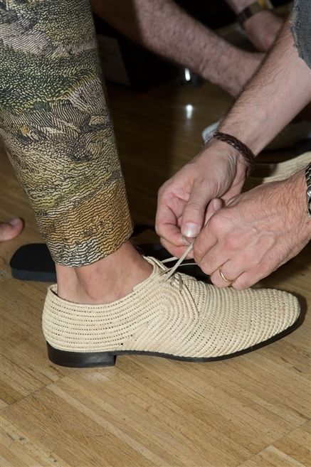 Human, Human leg, Joint, Pattern, Wrist, Nail, Fashion, Foot, Toe, Tan, 